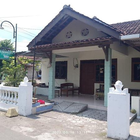 Homestay Damandiri Prambanan Syariah Salakan Exteriér fotografie
